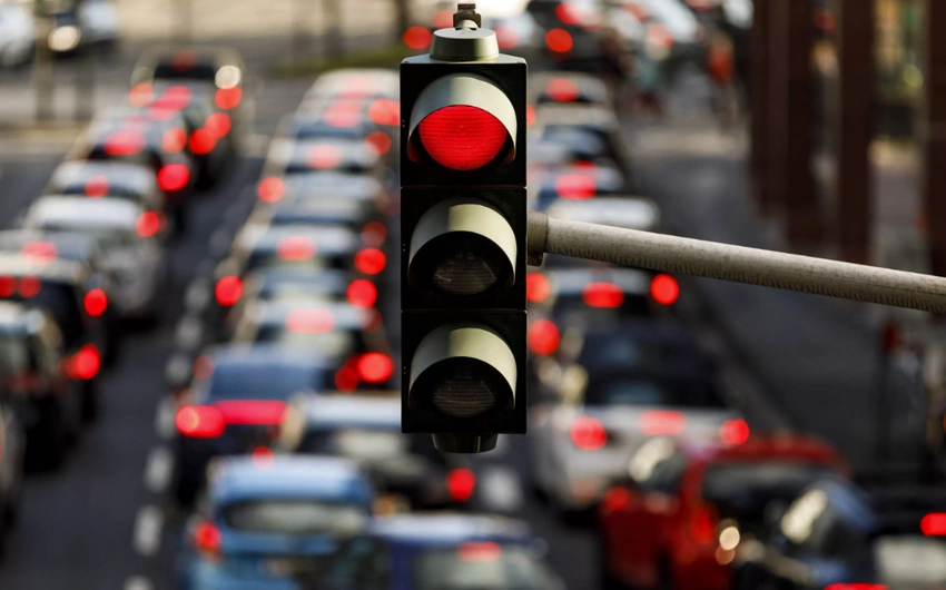 Bakıda sıxlıq müşahidə edilən yollar açıqlanıb - SİYAHI