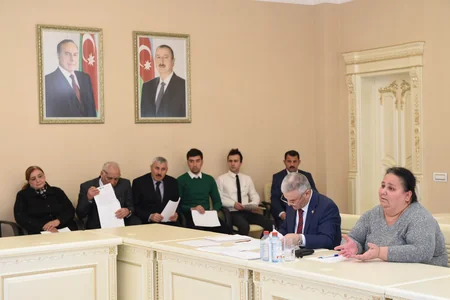 Gənclər və idman naziri Sumqayıtda vətəndaşları qəbul edib