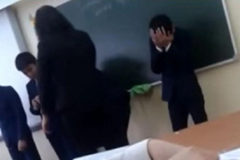 Bakıda məktəbdə şagirdin döyülməsi faktına görə direktor və müəllim işdən çıxarılıb - RƏSMİ