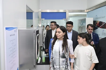 Leyla Əliyeva Çin Milli İnsan Genomu Mərkəzində olub