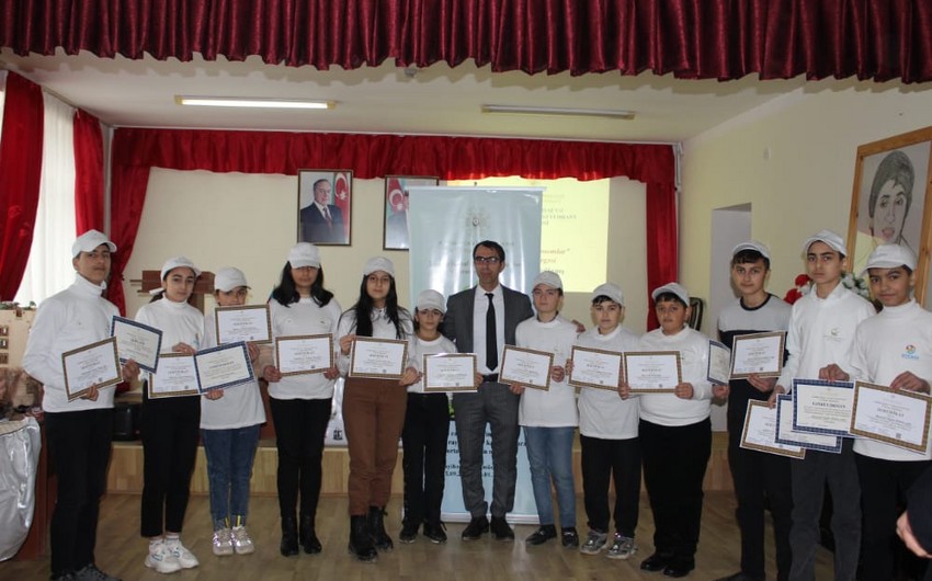 Cəlilabadda Rəqəmsal aqronomlar şagird düşərgəsi layihəsinin bağlanışı keçirilib