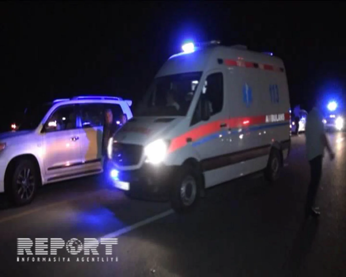 Bakıda yaşlı qadının başına dəmir parçası düşüb