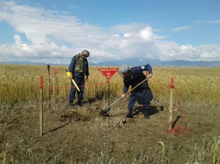 ​Tərtər və Füzuli partlamamış hərbi sursatlar aşkarlanıb - FOTO