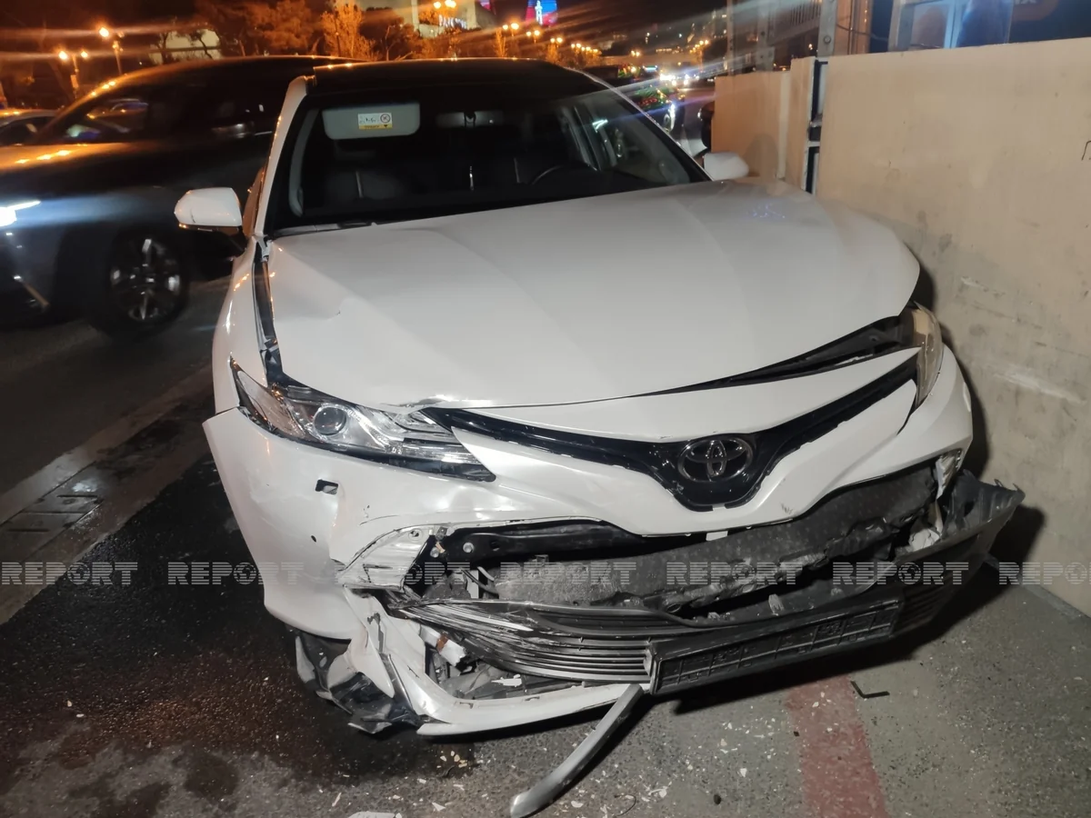 Bakıda üç avtomobil toqquşub - VİDEO