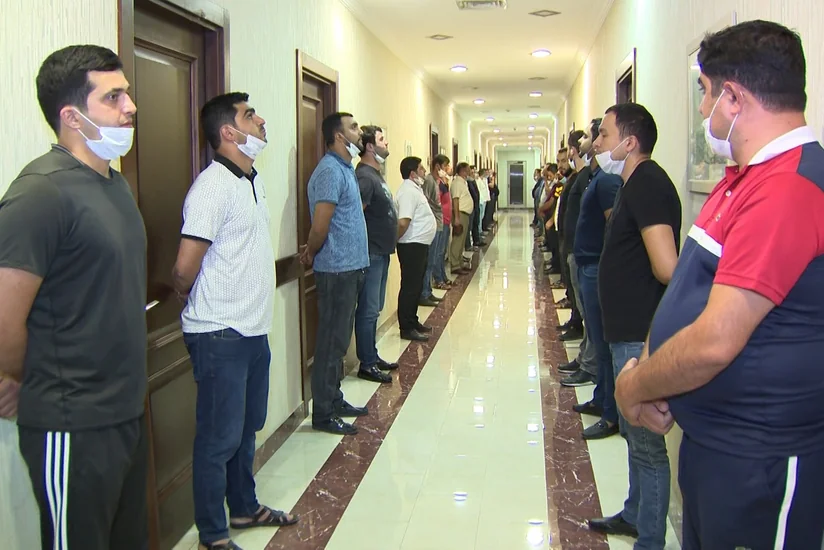 Bakıda karantini pozan pub aşkarlandı, 31 nəfər cərimələndi