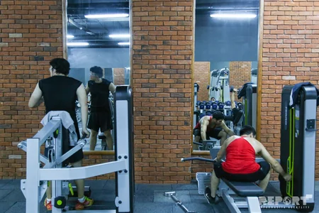 Fitnes-məşqçi: Azərbaycanda hamilə qadına xəstə kimi baxırlar - MÜSAHİBƏ