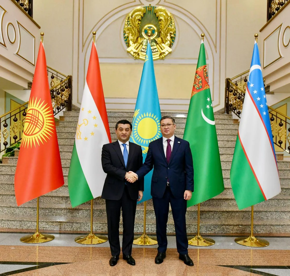 FMs of Central Asian countries arrive at Kazakhstan's Foreign Ministry