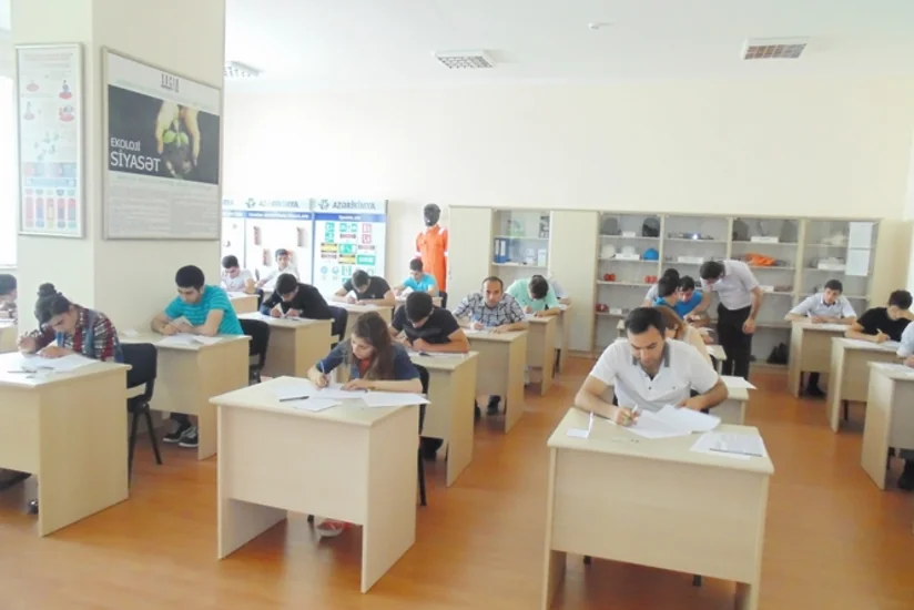 ​Sumqayıt Təlim, Tədris Mərkəzinə şagird qəbulu üçün test imtahanı keçirilib