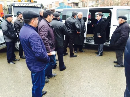 Əmlak Məsələləri Dövlət Komitəsi Mehdiabadda Kütləvi çıxarış kampaniyası keçirib - FOTO