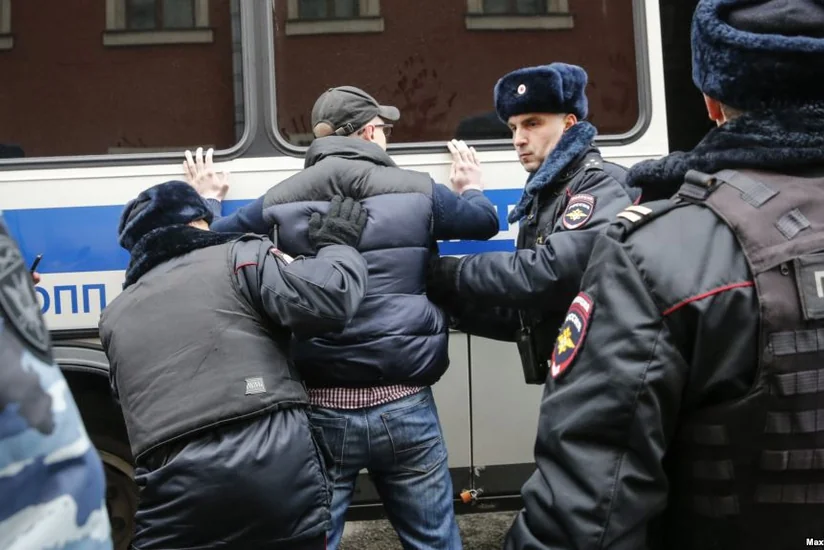 Попытка революции в центре Москвы: Более 260 задержанных