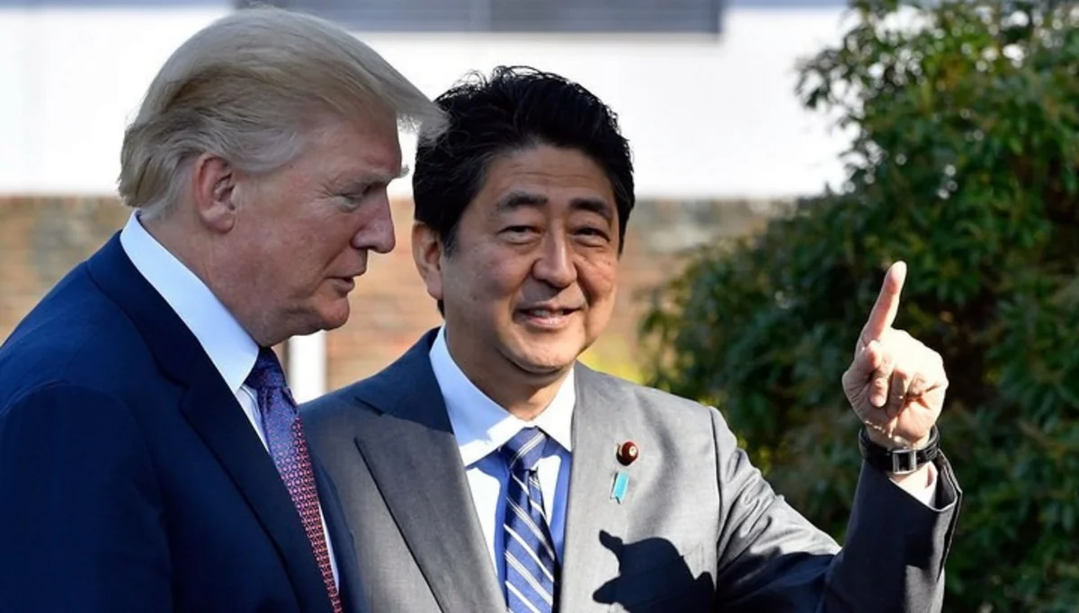 Trump, Abe go aboard Japanese destroyer
