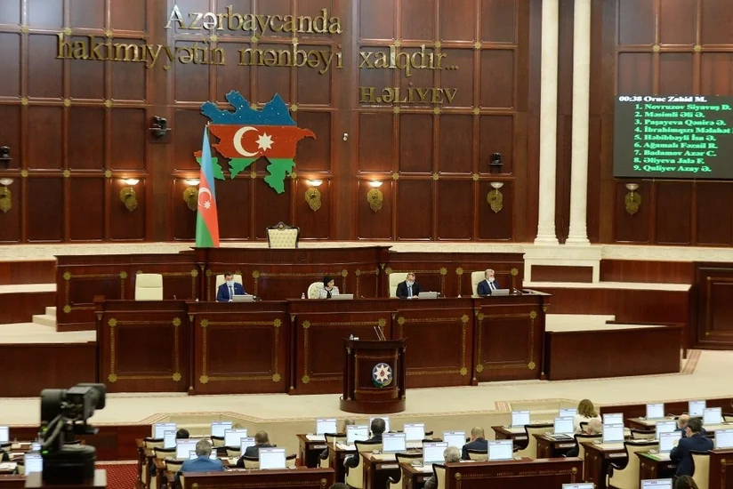 VI çağırış Milli Məclisin 12 plenar iclası keçirilib