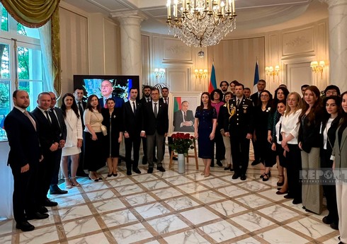 Ulu Öndərin xatirəsi Parisdə anılıb