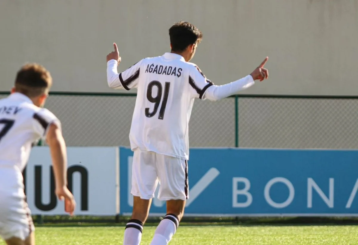 Neftçi klubunun futbolçusu dörd oyunluq cəza alıb