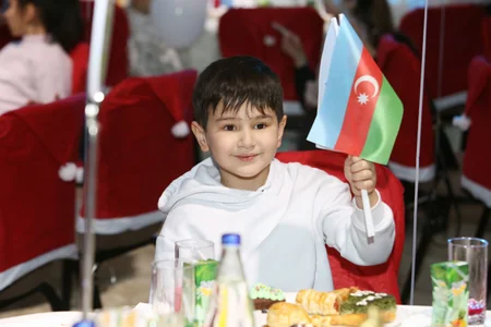 Heydər Əliyev Fondu uşaqlar üçün bayram şənliyi təşkil edib