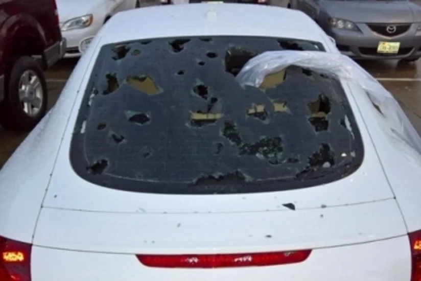 ​В Техасе буря с градом разбила 110 тыс. автомобилей