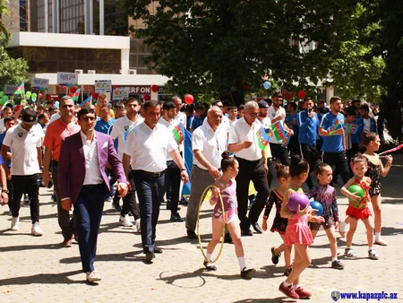 Gəncədə İdman paradı keçirilib