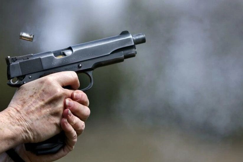 Man shoots 8 people, 1 fatally in US