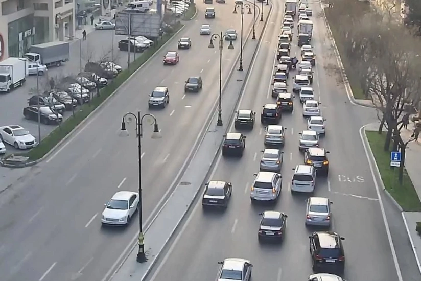 Bakının bir sıra yollarında tıxac müşahidə edilir