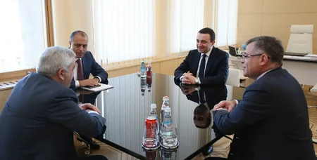​SOCAR-ın prezidenti Gürcüstanın baş naziri ilə görüşüb