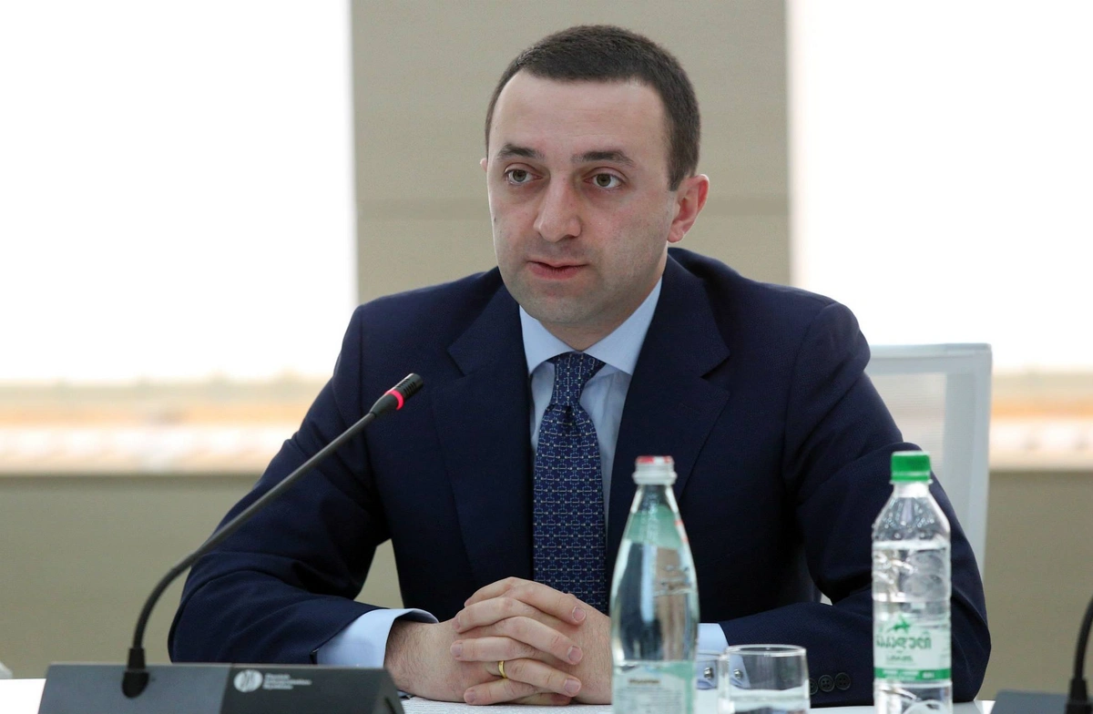 Qaribaşvili: “Azərbaycanla əməkdaşlığın genişləndirilməsi üçün intensiv dialoq aparılır”