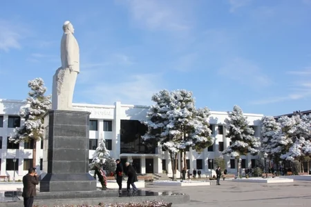 Əbülfəs Qarayev Sabirabadda mədəniyyət müəssisələrinin fəaliyyəti ilə tanış olub