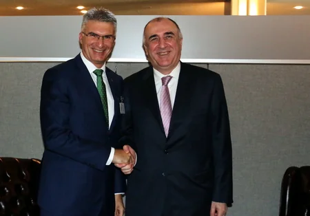 Elmar Məmmədyarov avropalı həmkarları ilə Azərbaycan-Aİ münsaibətlərinin genişləndirilməsini müzakirə edib