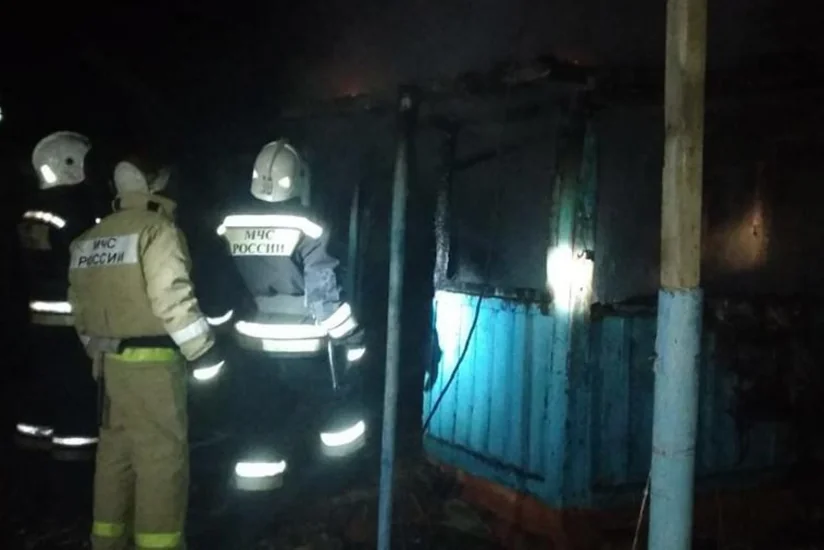 Четыре человека погибли при пожаре на Ставрополье
