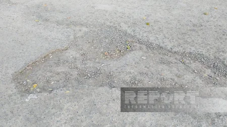 Oğuzun Yemişənli kəndinin yolu yararsız vəziyyətə düşüb
