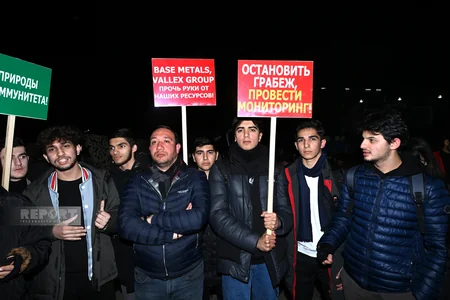У Азербайджана и у активистов нет проблем с мирными армянами