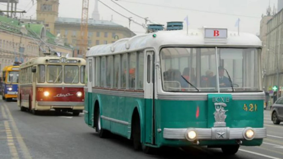 Moskvada trolleybusların qorunması üçün pul toplanılır
