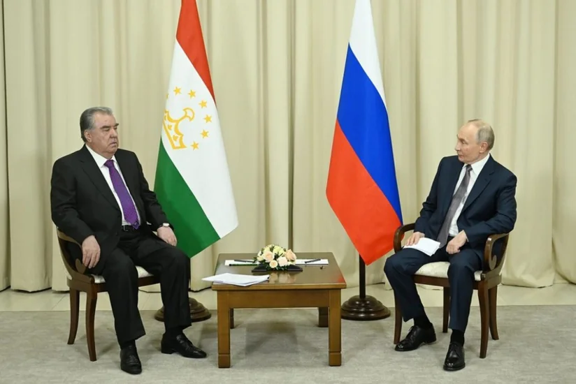 Russian, Tajik presidents hold one-on-one talks in Kremlin