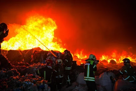Missile attacks kill 19 people, injures 105 others across Ukraine