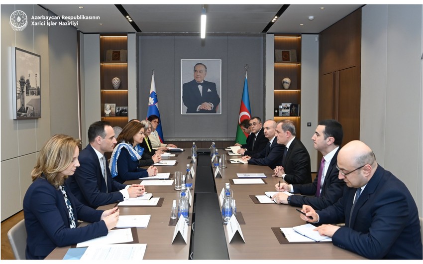 Foreign ministers of Azerbaijan and Slovenia hold talks in expanded format
