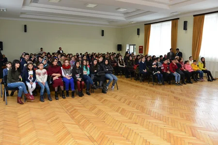 “Azərikimya”nın keçirdiyi “Mənim Sumqayıtım” rəsm müsabiqəsinin qalibləri mükafatlandırılıb
