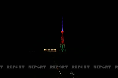 Tbilisi teleqülləsi Azərbaycan bayrağının rəngləri ilə işıqlandırılıb