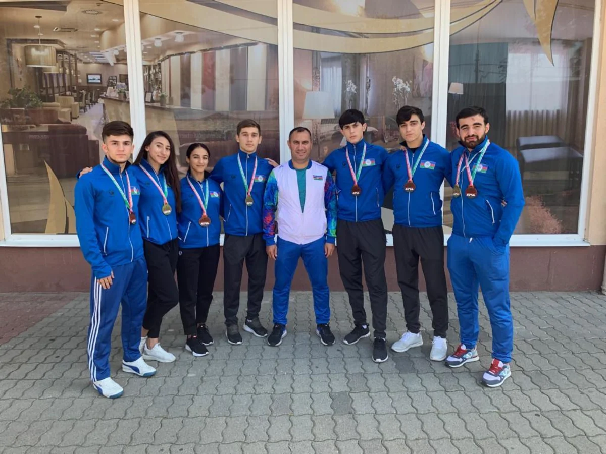 Azərbaycanın 8 karateçisi Budapeştdə medal qazanıb
