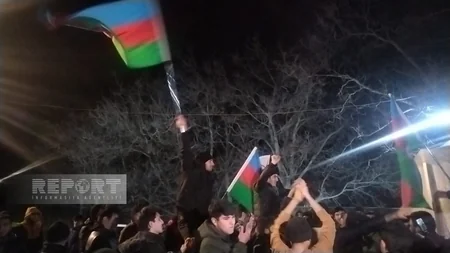 Акция протеста на дороге Ханкенди-Лачын продолжается