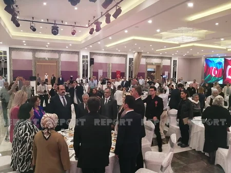 İstanbulda “Bəzi saylar tarix yazar - 44 gün, 44 şəhid” anım mərasimi keçirilib