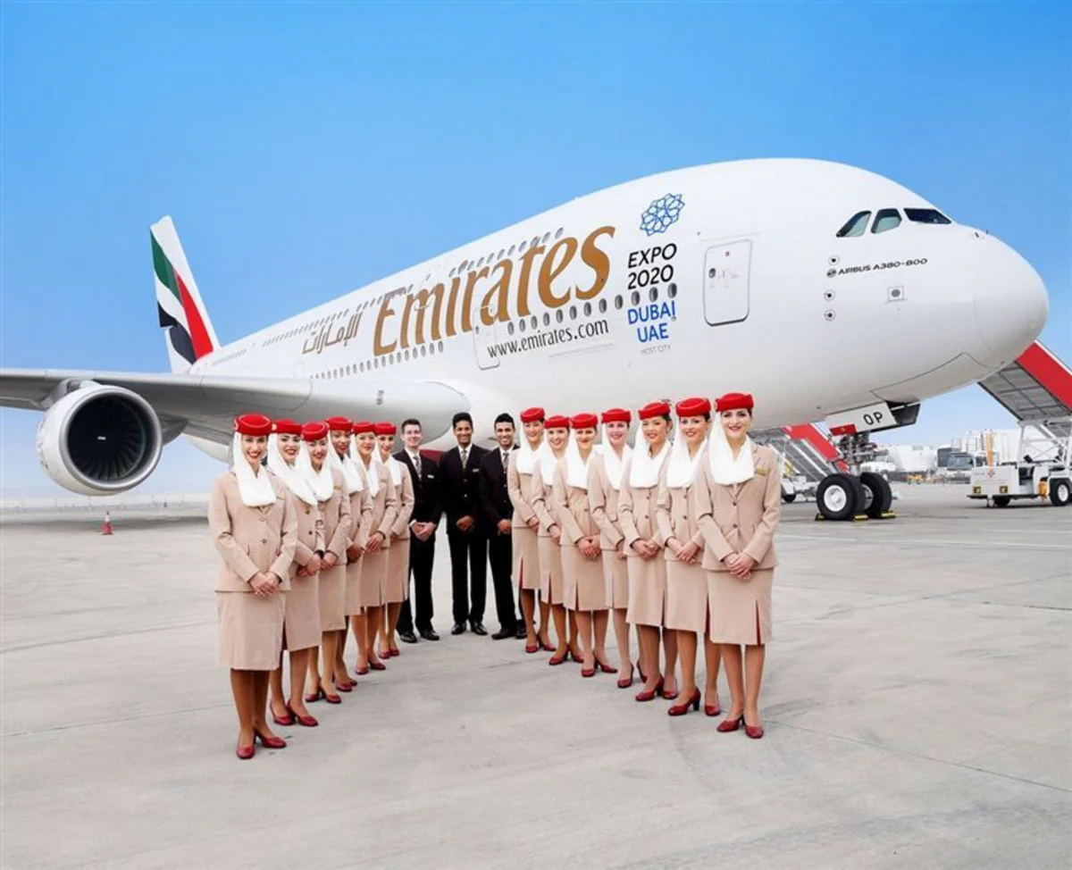 Авиакомпания Emirates сократила часть сотрудников из-за пандемии