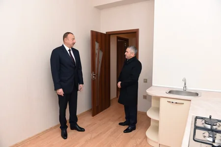 Prezident İlham Əliyev firmaları və iş adamlarını qəzalı evlərin yerində yeni binaların tikintisinə dəvət edib - YENİLƏNİB