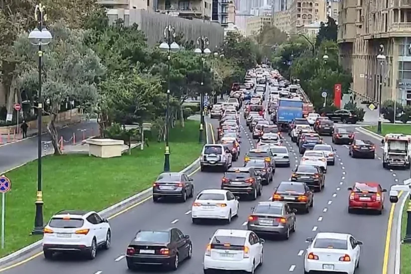 Bakının bir sıra yollarında tıxac müşahidə edilir