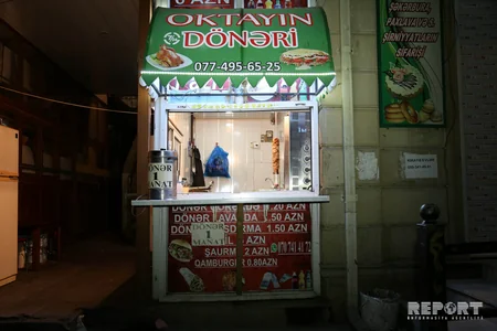 Bakıda 3 naməlum şəxs dönərçiyə ağır bıçaq xəsarətləri yetirib - FOTO