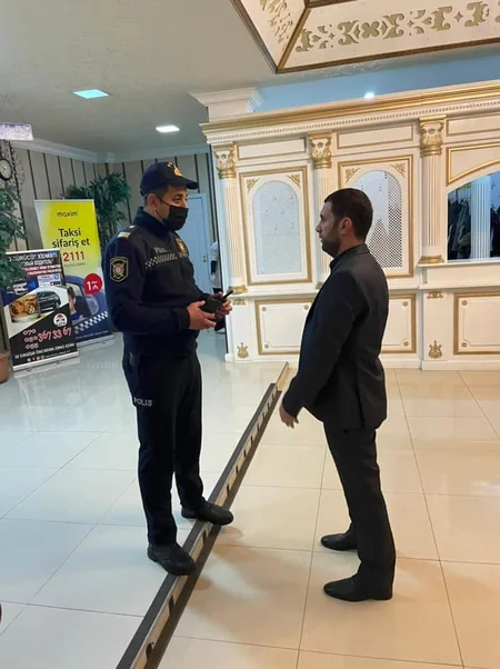 DİN: COVID-19 pasportu olmayan mərasim yerlərinə polis qrupları cəlb edilib