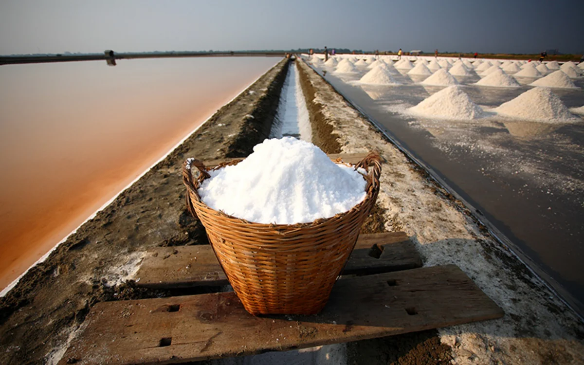 Azerbaijan increased salt production by 5% in March