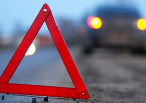 Qaradağda avtoqəza olub, 64 yaşlı kişi avtomobildə sıxılı vəziyyətdə qalıb