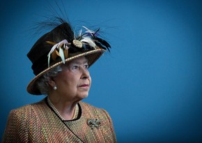 Елизавета II планирует прекратить соблюдение режима самоизоляции в октябре