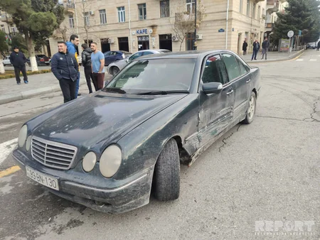 Sumqayıtda iki avtomobil toqquşub - FOTO