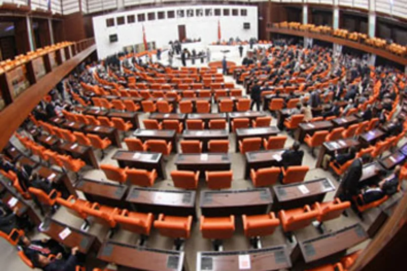 ​Türkiyədə iki partiya seçkiyə qatılmaqdan imtina edib