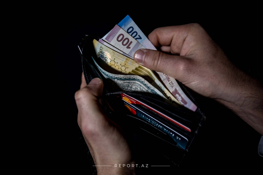 Azərbaycanda nominal əməkhaqqı 14 %-dən çox artıb